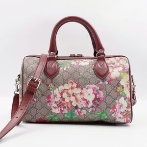 CB39 ❤️ Gucci GG Supreme Monogram Blooms Small Boston Beige Multicolor Dry Rose